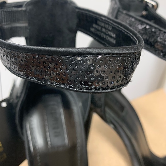 High Heels - Picture 4 of 8